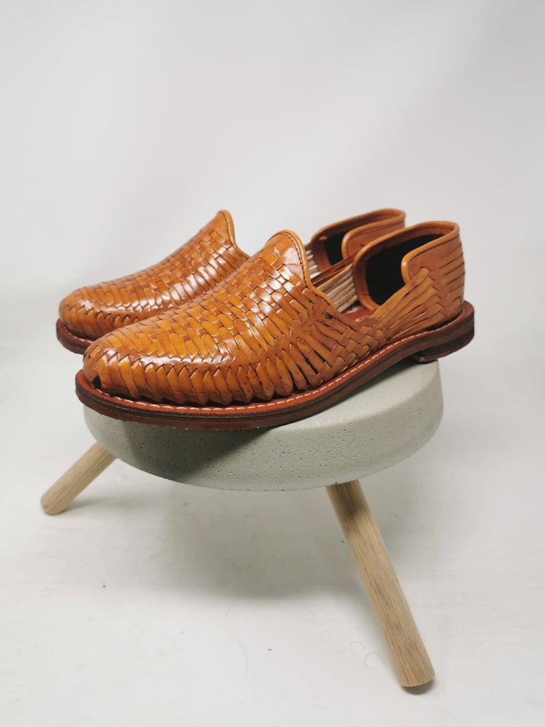 Men's handwoven leather huaraches